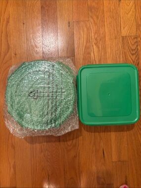 Locknlock Green Food Storage Container Set with Secure Lids